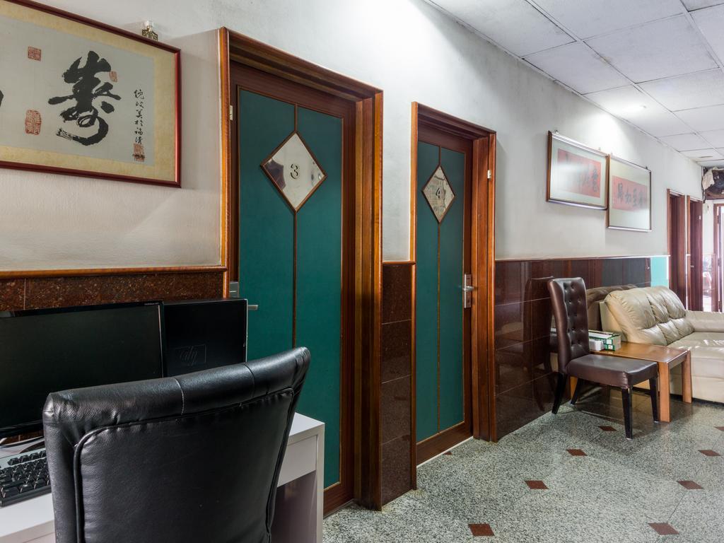Отель Reddoorz Near Aljunied Mrt Сингапур Экстерьер фото