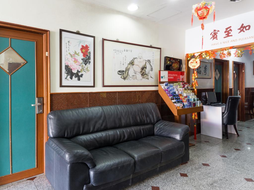 Отель Reddoorz Near Aljunied Mrt Сингапур Экстерьер фото
